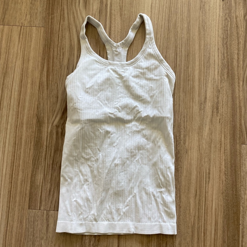 Lululemon tank